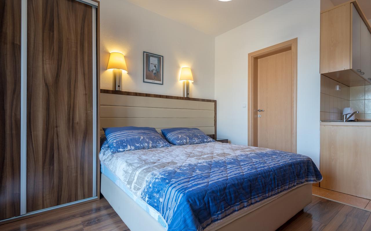 Apartments Villa Kresic Неум Екстериор снимка
