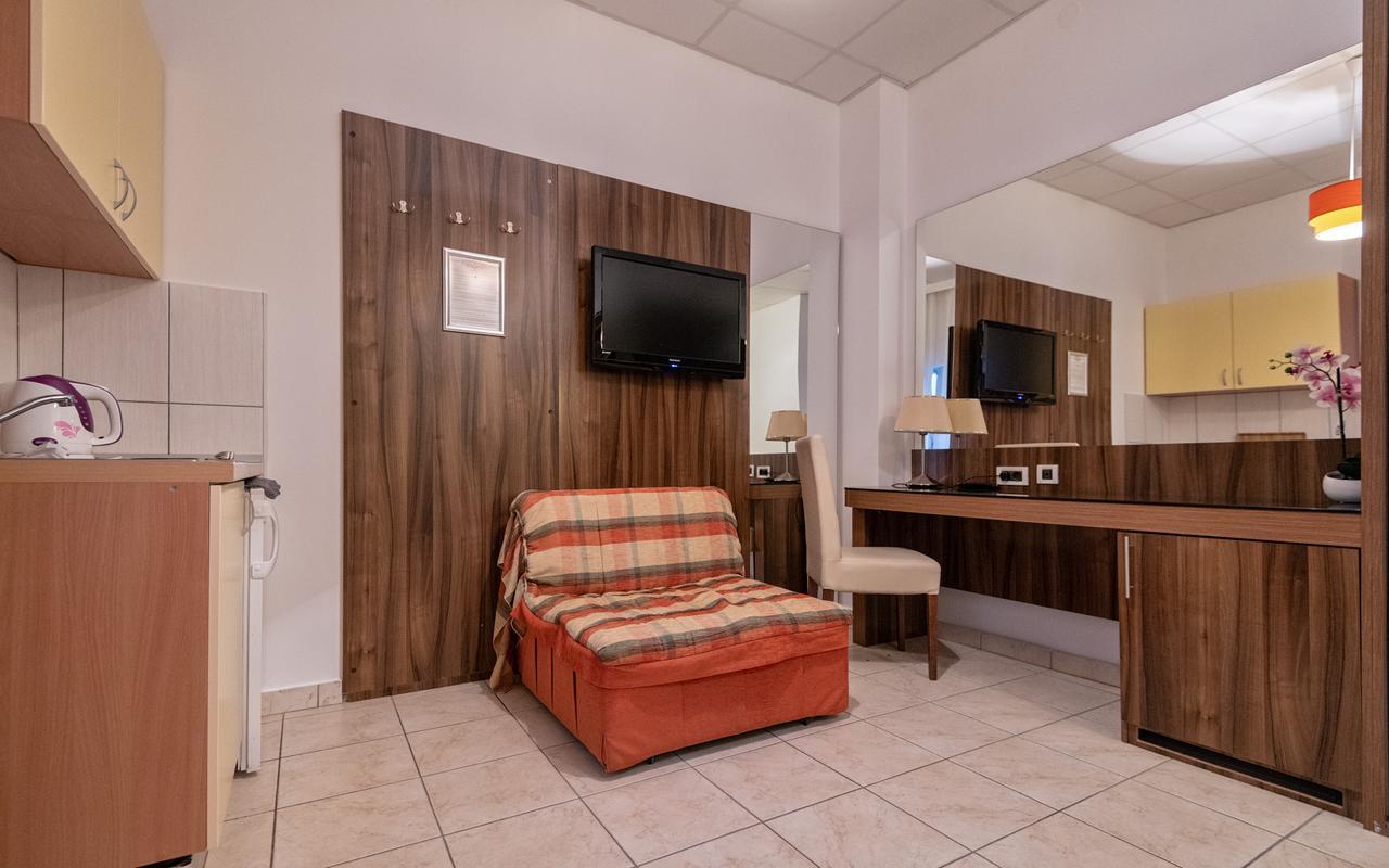 Apartments Villa Kresic Неум Екстериор снимка